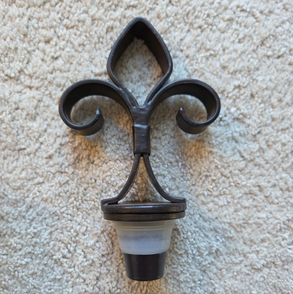 Pier 1 Imports Decanter With Metal Fleur De Lis Stopper
